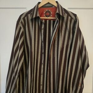 Robert Graham Brown and Cream Patterned Button Down Shirt